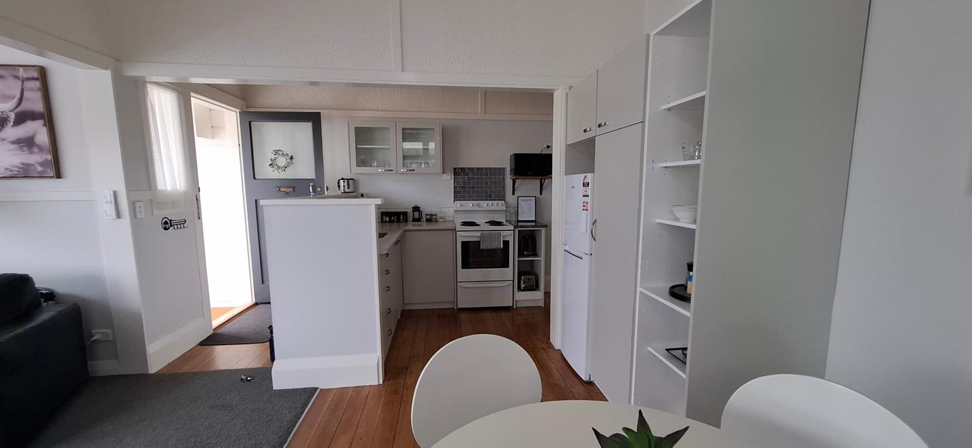 Character 1-Bedroom Unit Мастертон Экстерьер фото